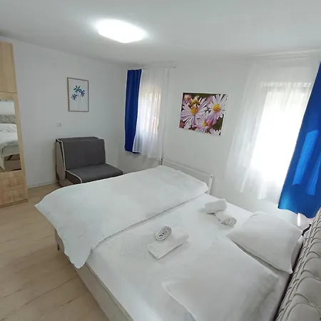 Neretva Apartment *